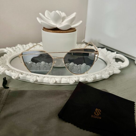 SOJOS Mirrored Sunglasses Gold frame - Silver lens - Picture 1 of 2